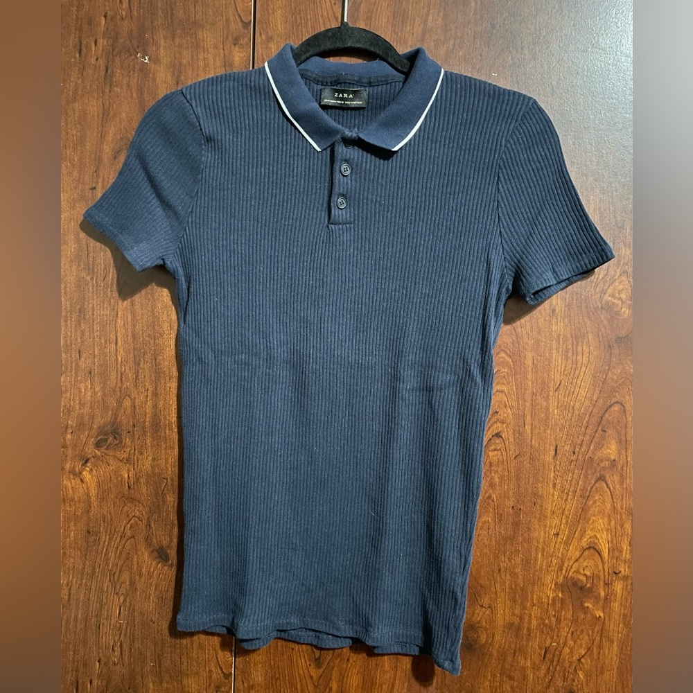 Zara Men's Dark Blue Ribbed Polo Shirt